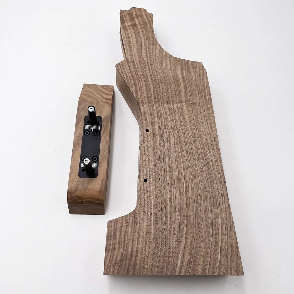 Legno incassato destro tipo Beretta DT con regolabile (n.13)