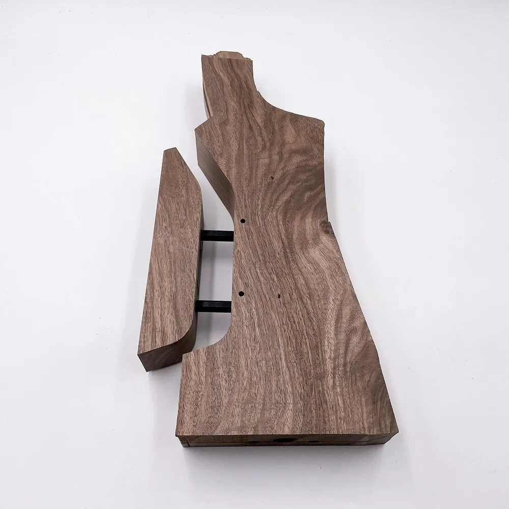 Legno incassato destro tipo Beretta DT con regolabile (n.3)