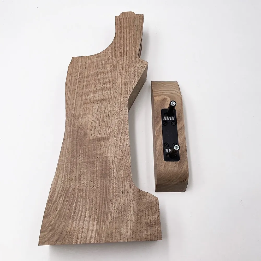 Legno incassato destro tipo Beretta DT con regolabile (n.8)