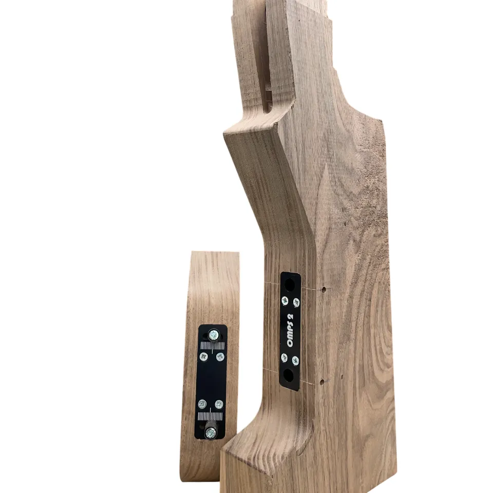 Legno incassato destro tipo Perazzi con regolabile (n.23)