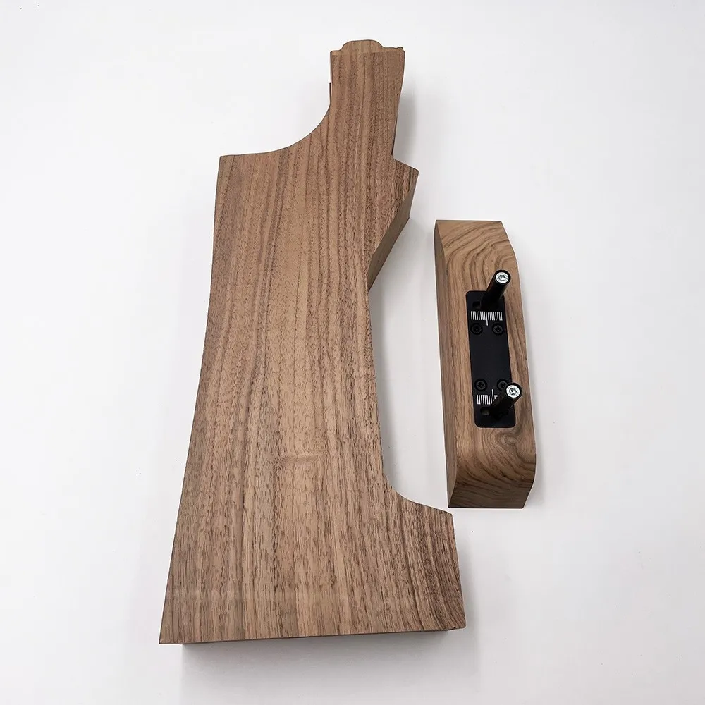 Legno incassato destro tipo Beretta DT con regolabile (n.5)