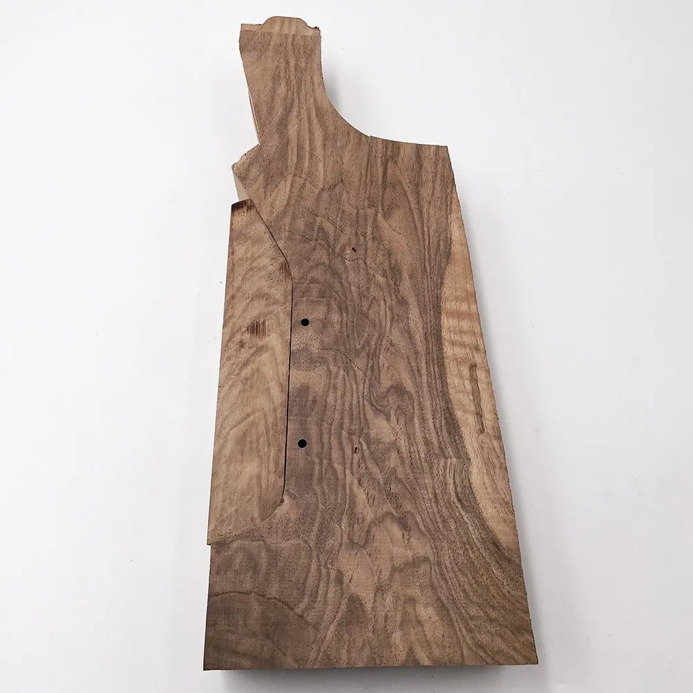 Legno incassato destro tipo Beretta DT con regolabile (n.11)